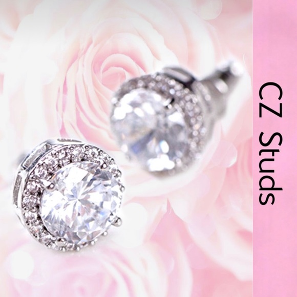 New!!! Brilliant CZ Stud Earrings - Picture 3 of 11